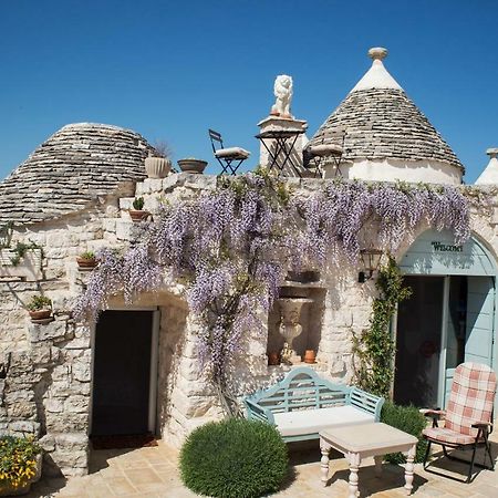 16 Trulli E Giardini Apartment Alberobello Bagian luar foto