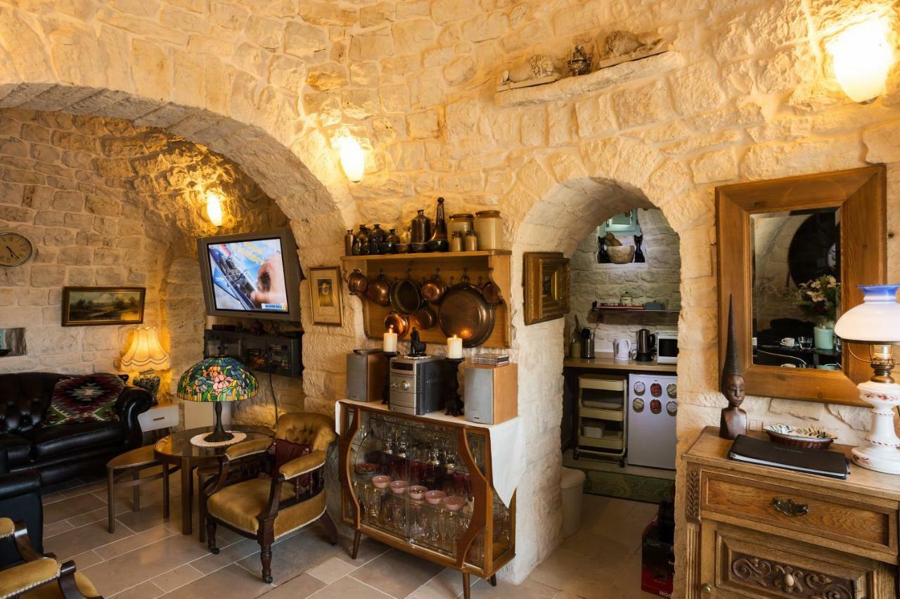16 Trulli E Giardini Apartment Alberobello Bagian luar foto