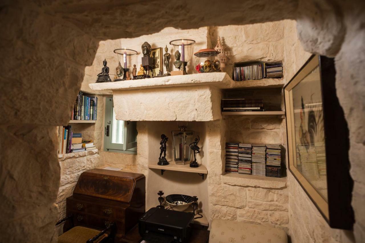 16 Trulli E Giardini Apartment Alberobello Bagian luar foto
