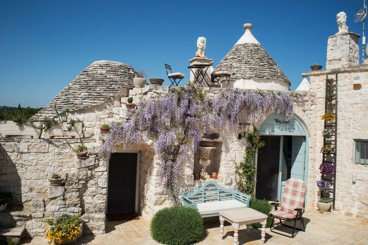 16 Trulli E Giardini Apartment Alberobello Bagian luar foto
